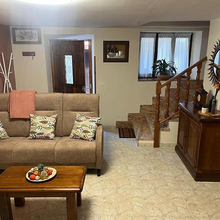 Apartamentos Rurales Los Villares โกลุงกา ภายนอก รูปภาพ