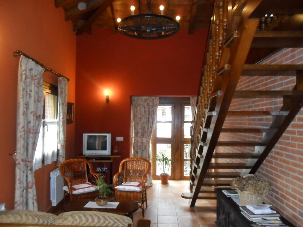Apartamentos Rurales Los Villares โกลุงกา ห้อง รูปภาพ